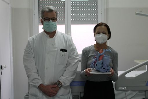 Al San Matteo per la prima volta al mondo i cardiochirurghi utilizzano una valvola polmonare per realizzare un doppio trapianto polmonare e impiantarla in un’arteria gigante