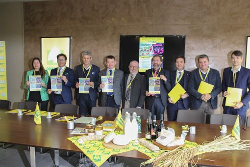 Stop cibo sintetico, tutti i parlamentari pavesi  firmano la petizione di Coldiretti