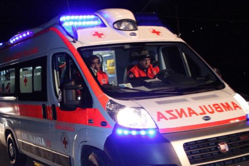 Cassolnovo: si ribalta con l'auto sulla provinciale 192, soccorso un 50enne