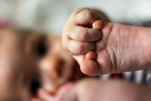 Mamme e neonati insieme al San Matteo di Pavia, aggiunte 25 culle per il rooming in Mamme e neonati insieme al San Matteo di Pavia, aggiunte 25 culle per il rooming in