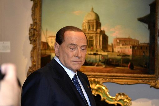 Quirinale: Berlusconi ritira la sua candidatura