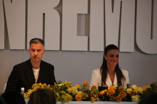 75° Festival di Sanremo, i conduttori del Primafestival: “Questo è il Festival degli abbracci, per noi esperienza indimenticabile”