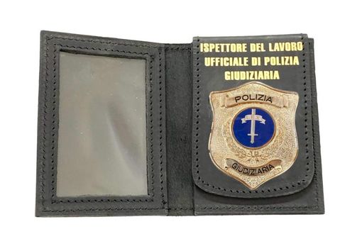 Vittuone, sopralluogo dei Vigili del fuoco: chiuso per irregolarità il centro sportivo Pertini Vittuone, sopralluogo dei Vigili del fuoco: chiuso per irregolarità il centro sportivo Pertini