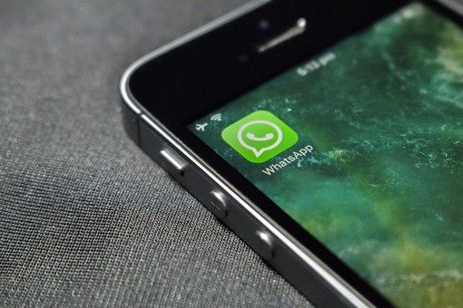 Dal 2018 WhatsApp cesserà lo sviluppo su alcuni vecchi cellulari Dal 2018 WhatsApp cesserà lo sviluppo su alcuni vecchi cellulari