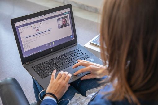 Coprifuoco al vaglio del governo: si lavora a nuovo Dpcm con chiusura alle 22 e didattica a distanza per le scuole superiori Coprifuoco al vaglio del governo: si lavora a nuovo Dpcm con chiusura alle 22 e didattica a distanza per le scuole superiori