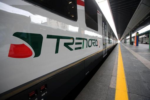 Regione, martedì un’interrogazione sulla chiusura delle biglietterie di Trenord