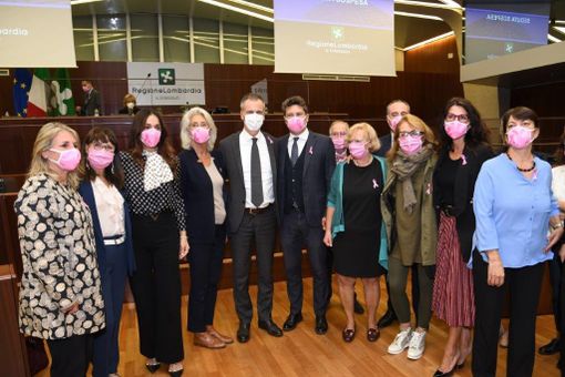In consiglio regionale le associazioni Lilt, Europa Donna e Salute Donna per dar voce alle donne malate di tumore al seno nel mese della prevenzione