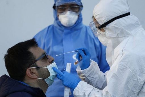 Covid-19, in Italia oggi 34.283 contagi. Lombardia +7.633, Campania +3.657, Piemonte +3.281 Covid-19, in Italia oggi 34.283 contagi. Lombardia +7.633, Campania +3.657, Piemonte +3.281