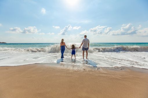 Luce e gas, 10mila famiglie italiane in vacanza grazie a 'uBroker' Luce e gas, 10mila famiglie italiane in vacanza grazie a 'uBroker'