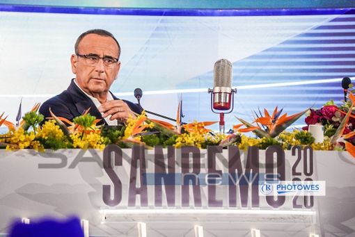 Su Gassmann al Festival, Conti chiarisce: “Nessun divieto, se avesse voluto duettare con Leo li avrei detto sì”