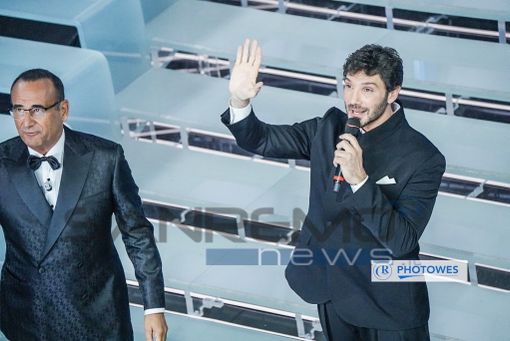 Sanremo 2027, adesso è ufficiale: il nuovo conduttore sarà Stefano De Martino