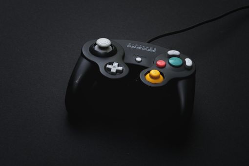 L'evoluzione dei videogiochi online: dalle origini agli scenari attuali L'evoluzione dei videogiochi online: dalle origini agli scenari attuali