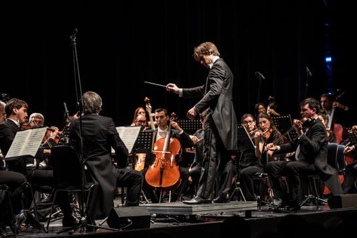 Lafil, filarmonica di Milano torna a suonare dal vivo con cinque concerti a luglio Lafil, filarmonica di Milano torna a suonare dal vivo con cinque concerti a luglio