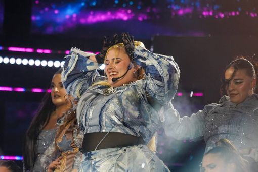 Sanremo, Big Mama fa ballare il pubblico del Suzuki Stage: "Questa città la porto sempre nel mio cuore" Sanremo, Big Mama fa ballare il pubblico del Suzuki Stage: "Questa città la porto sempre nel mio cuore"