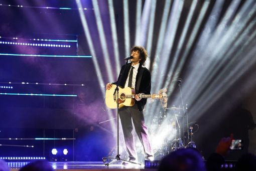 Festival di Sanremo, Ermal Meta incanta ancora una volta la città dei Fiori