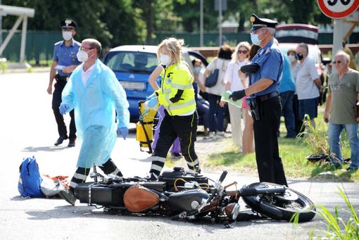 Grave incidente a Inveruno: motociclista elitrasportato al Niguarda Grave incidente a Inveruno: motociclista elitrasportato al Niguarda