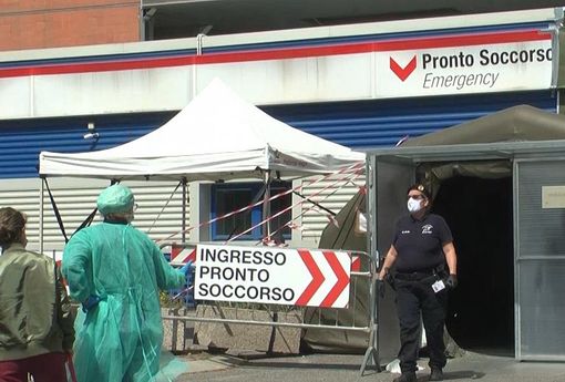 Covid-19: 642 nuovi casi in Italia, la metà in Lombardia