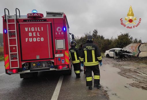 Villanterio: si schianta in auto contro un muretto, grave una ragazza 20enne