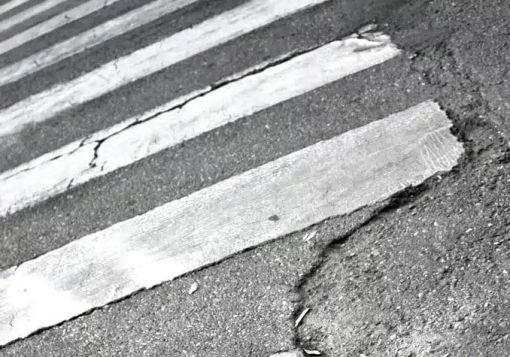 Milano, investe due sorelle sulle strisce: una muore Milano, investe due sorelle sulle strisce: una muore