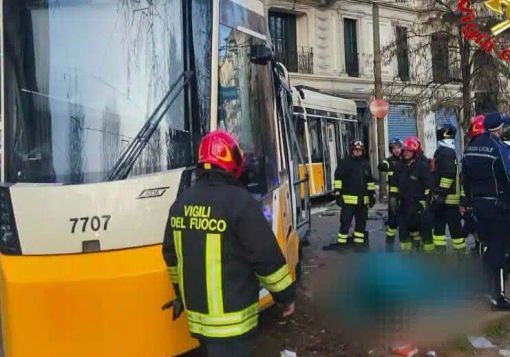 Tram deragliato, è un 49enne la seconda vittima