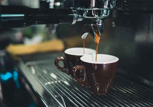 Trasporti: l’1 e il 2 novembre caffè gratuito di notte nelle Aree di Servizio di Milano Serravalle Trasporti: l’1 e il 2 novembre caffè gratuito di notte nelle Aree di Servizio di Milano Serravalle