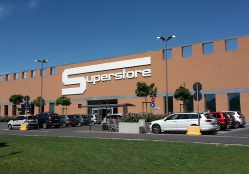 Esselunga, stato di agitazione nei depositi web di Milano