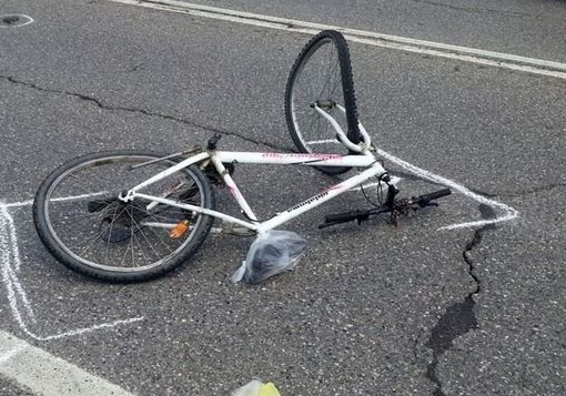 Grave incidente a Broni: ciclista 67enne investito da un’auto, è in condizioni critiche