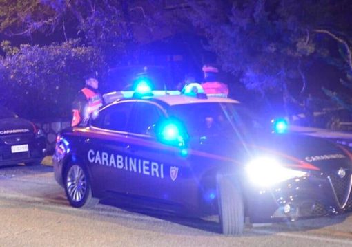 Furti di auto per rivendere i pezzi di ricambio, 7 arresti