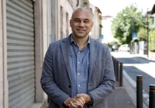 È morto Ermanno Zacchetti, il sindaco di Cernusco. Stroncato da un male incurabile a soli 52 anni È morto Ermanno Zacchetti, il sindaco di Cernusco. Stroncato da un male incurabile a soli 52 anni