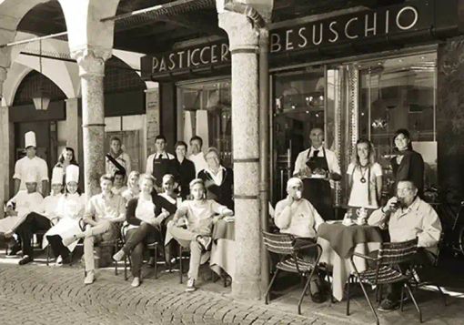 Non fa (quasi più) notizia, ma la Guida 2024 del Gambero Rosso incorona nuovamente i Besuschio ai vertici della pasticceria italiana