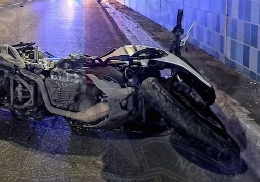 Moto contro palo, muore 36enne nel Milanese