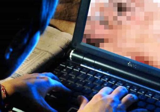 Milano, conduttore radiofonico arrestato per pedopornografia