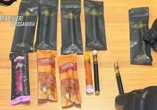 Novi Ligure (AL): sequestrate sigarette elettroniche usare per fumare hashish