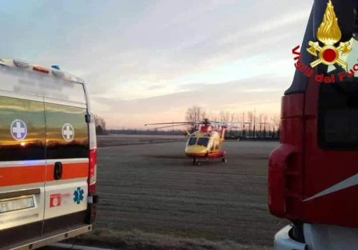 Moto contro auto: due morti nel Novarese Moto contro auto: due morti nel Novarese