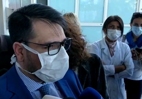 Tragedia Mottarone: iniziato il risveglio di Eitan: «La sua risposta è positiva, ma le condizioni restano critiche» Tragedia Mottarone: iniziato il risveglio di Eitan: «La sua risposta è positiva, ma le condizioni restano critiche»