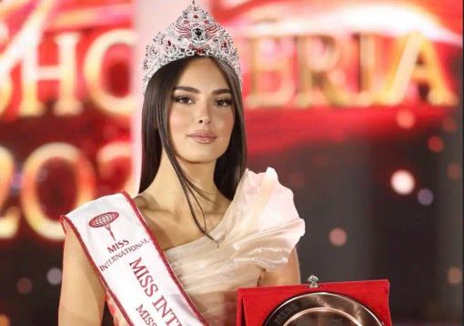 Da Magenta a Tokyo: la vittoria di Alessia a Miss International Albania, il sogno che diventa realtà Da Magenta a Tokyo: la vittoria di Alessia a Miss International Albania, il sogno che diventa realtà
