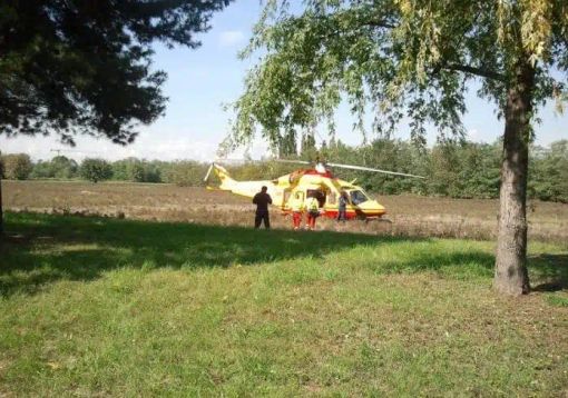 Tragedia a Binasco: operaio di 30 anni schiacciato e ucciso da un pilastro Tragedia a Binasco: operaio di 30 anni schiacciato e ucciso da un pilastro