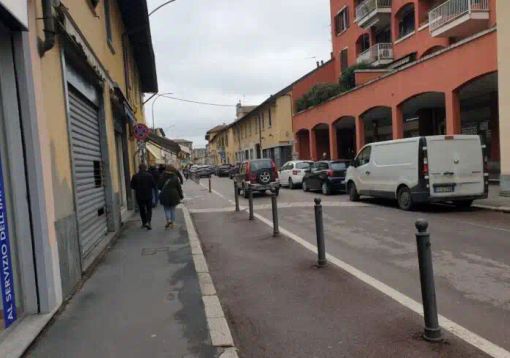 Magenta, si chiude la vicenda del giovane senza nome: un parente lo riporta a casa