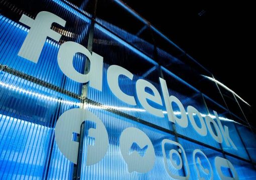 Meta: misure più restrittive per adolescenti su Facebook e Instagram Meta: misure più restrittive per adolescenti su Facebook e Instagram