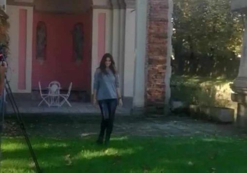Robecco sul Naviglio, le immagini in esclusiva di Alessia Ventura a Villa Gromo di Terrnengo
