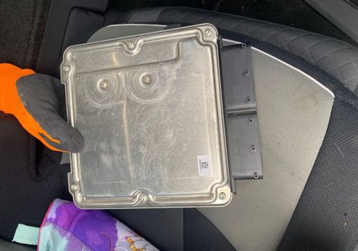 Robecco: rubavano auto e le smontavano per rifornire il mercato nero dei ricambi, la Polizia locale smaschera due uomini Robecco: rubavano auto e le smontavano per rifornire il mercato nero dei ricambi, la Polizia locale smaschera due uomini