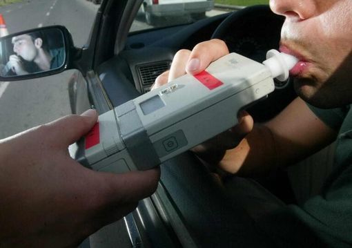 Abbiategrasso, controlli serali: un conducente positivo all’alcoltest