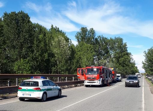 Boffalora: canoista svizzero si ribalta nel Ticino, salvato dai Vigili del Fuoco Boffalora: canoista svizzero si ribalta nel Ticino, salvato dai Vigili del Fuoco