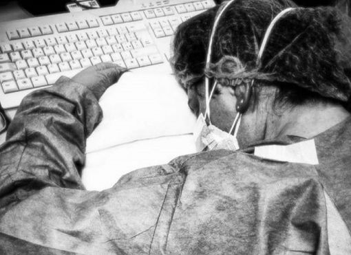 Fontana: «Terza ondata con i vaccini ancora a rilento. Non molliamo all'ultimo miglio»