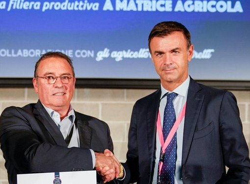 Coldiretti, porta 100% made in Italy su scaffali Carrefour in Italia e all'estero Coldiretti, porta 100% made in Italy su scaffali Carrefour in Italia e all'estero