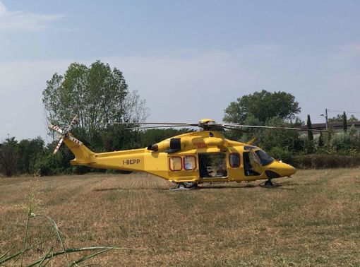 Corbetta: caduta durante la corsa in motocross, 65enne elitrasportato in codice giallo al San Carlo