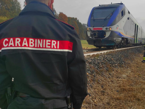 Ancora una rapina sul treno Milano-Mortara, scippato il cellulare a una badante