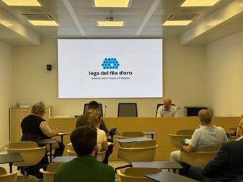 L' indagine, cresce sensibilità italiani a enti che sostengono chi non vede e sente