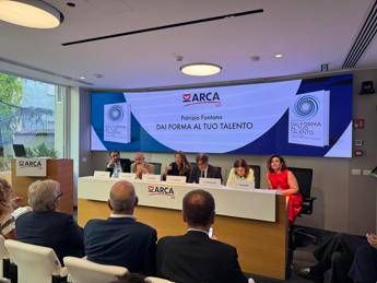 Calabrò (Assolombarda): "Troppi laureati 'fuggono' all’estero" Calabrò (Assolombarda): "Troppi laureati 'fuggono' all’estero"