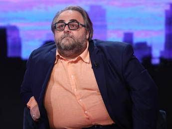 Massimo Cagnina: "Criticato per la mia fisicità nel film di Angelo Duro" Massimo Cagnina: "Criticato per la mia fisicità nel film di Angelo Duro"